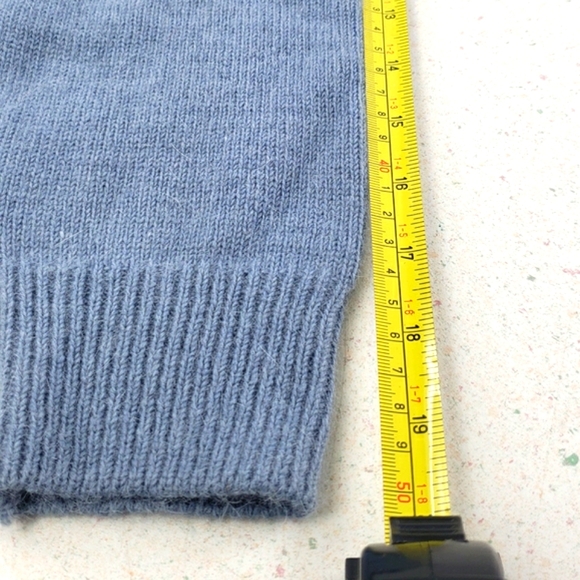 Spring Creek Lambswool Angora Blend White Pearl Button Ugly Christmas Sweater - Picture 14 of 15